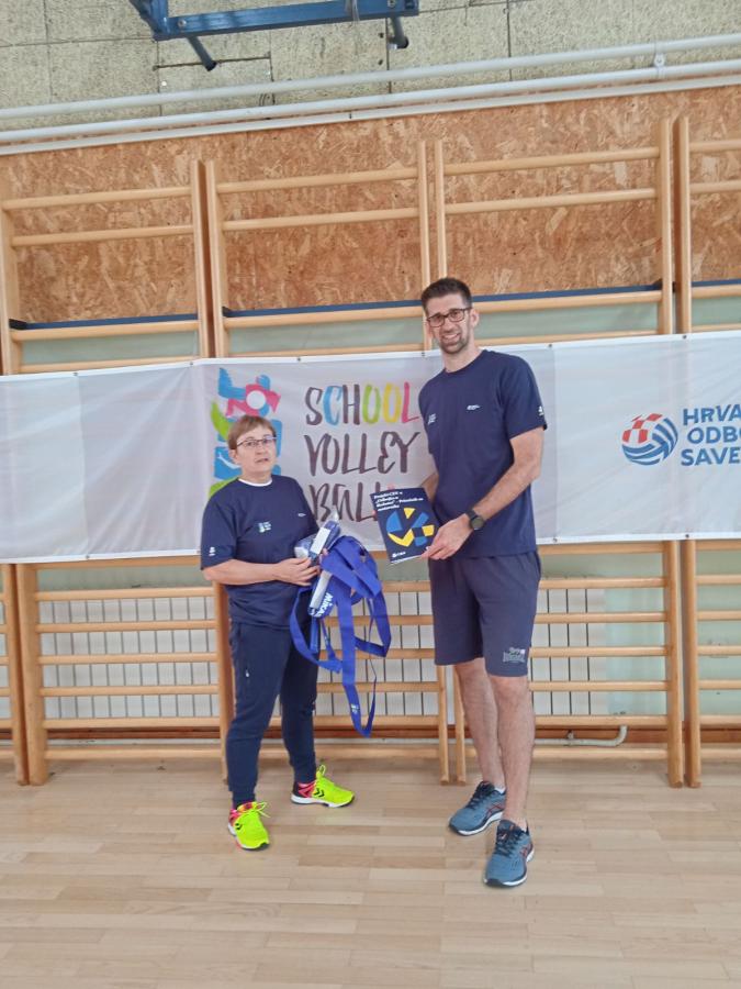 IMG c9f466d05fdf7661939226c3ec2825b3 V